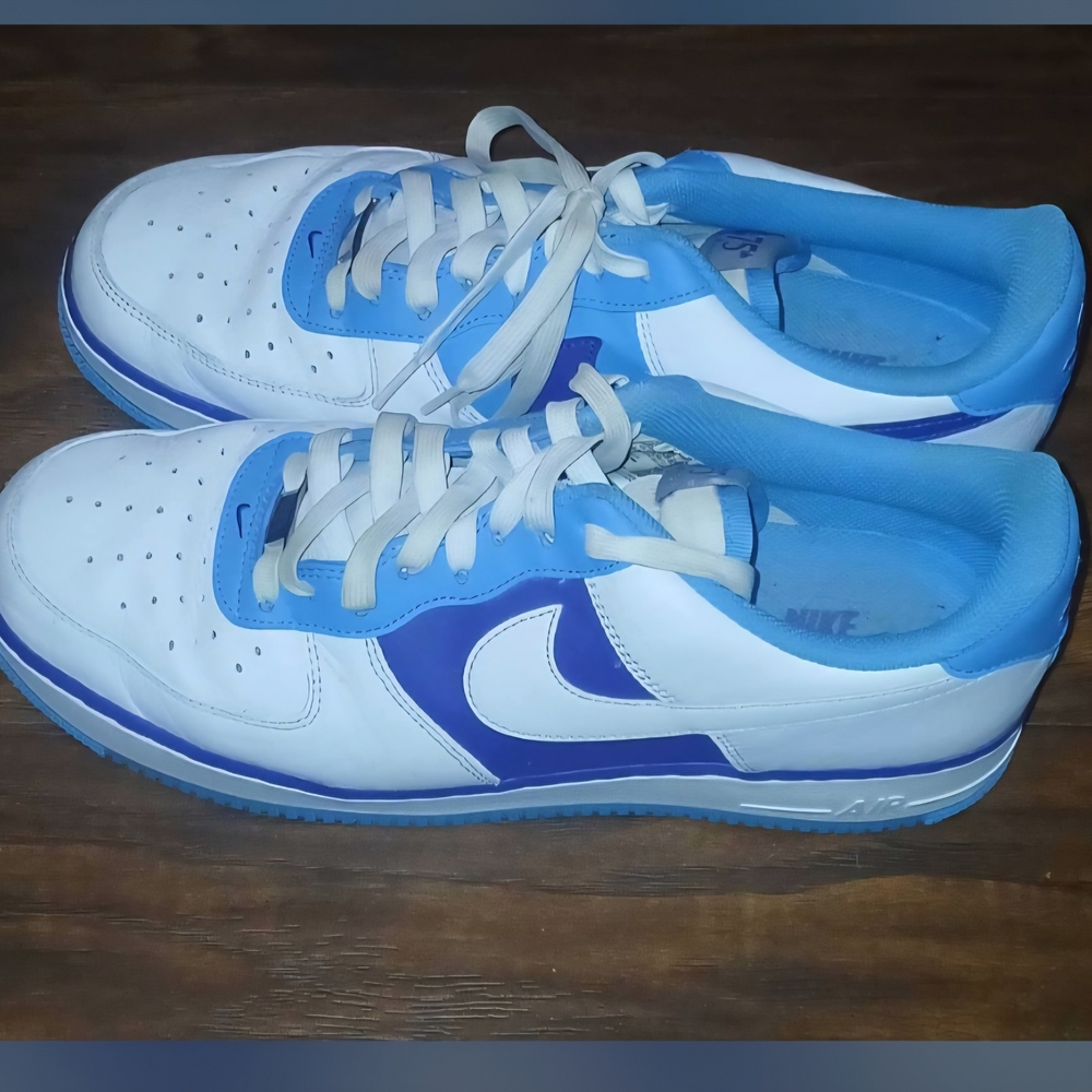 Nike Air Force 1 '07 LV8 '75th Anniversary Lakers' sneaker. 